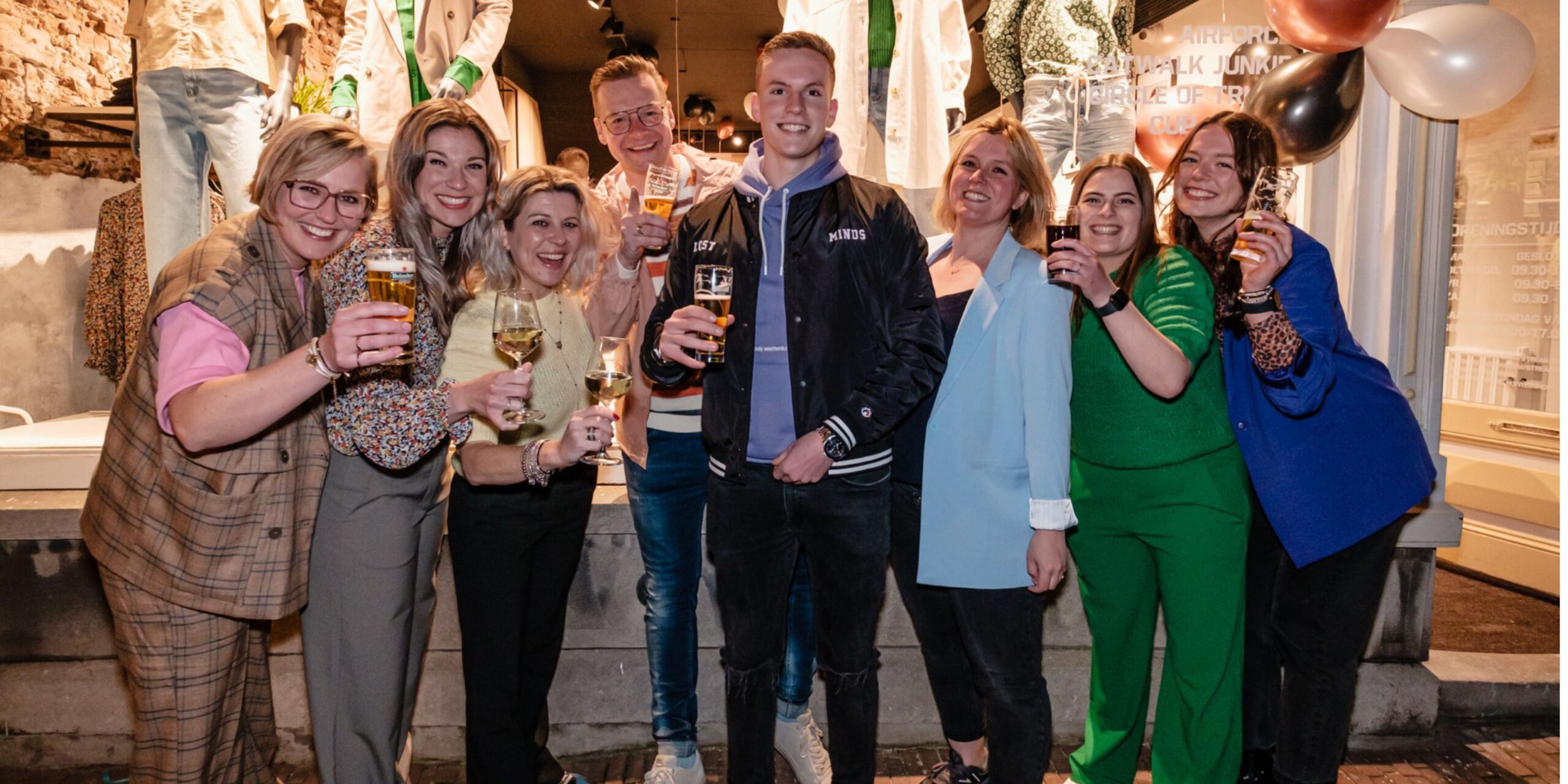 STREAKERS WOMEN 4 JAAR X WIN BIRKENSTOCK BOSTON!!